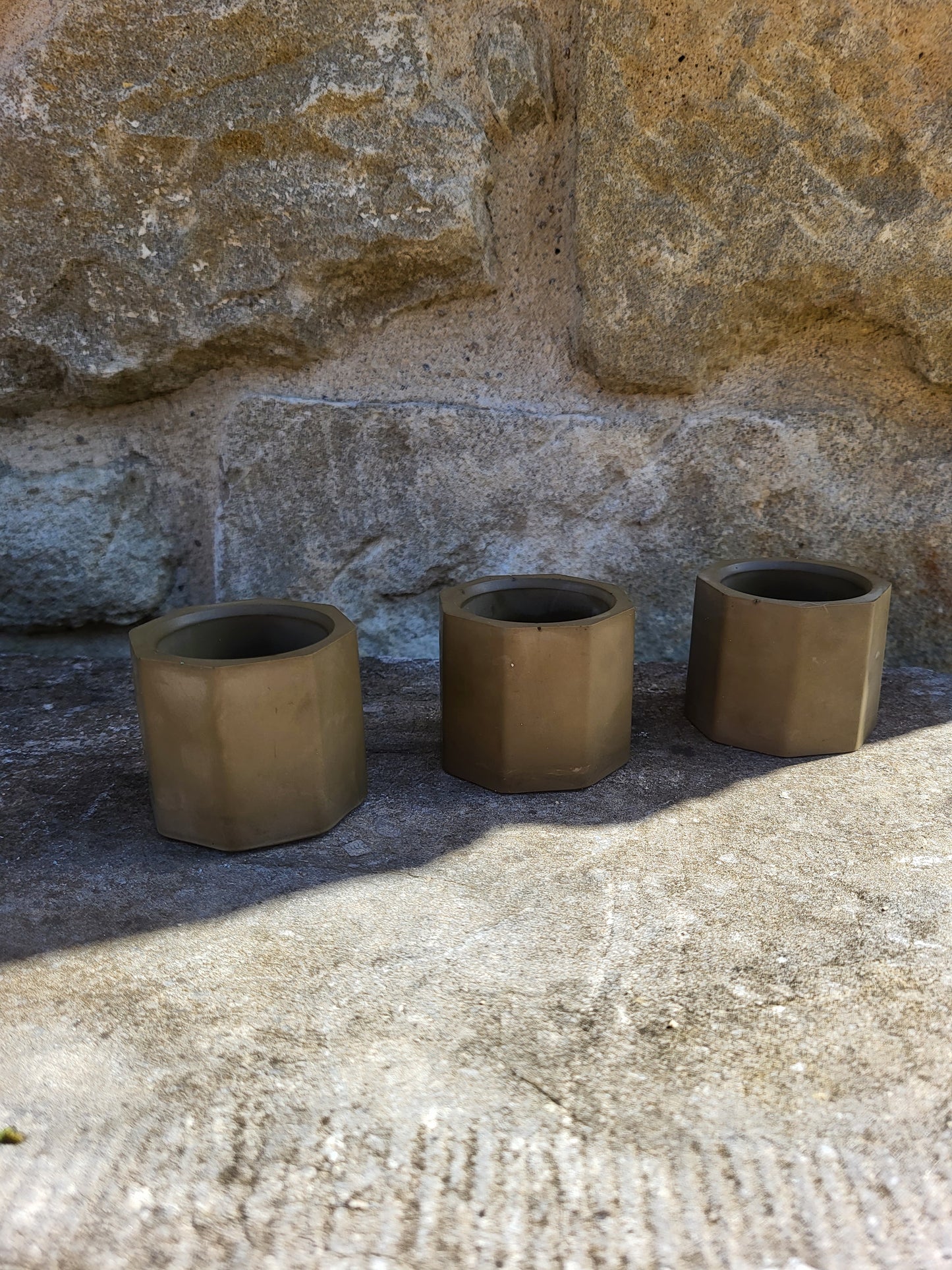 Trio low hexagon jars