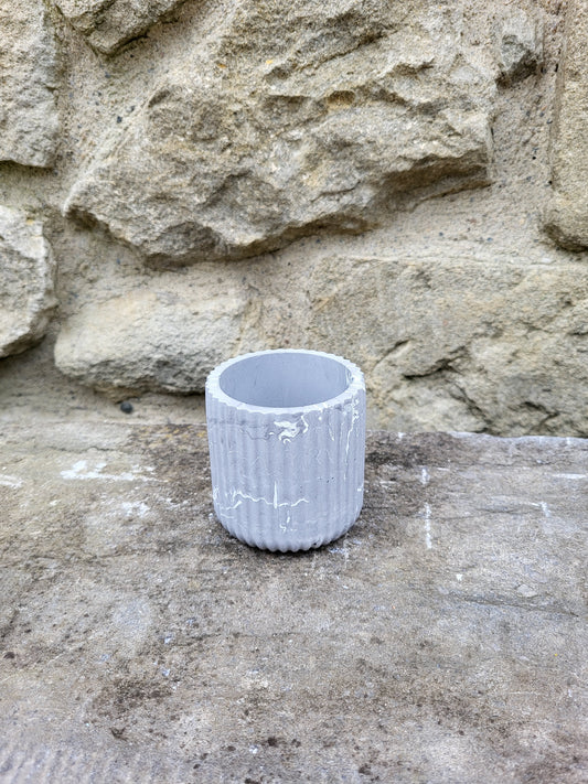 Ribbed jar high marble