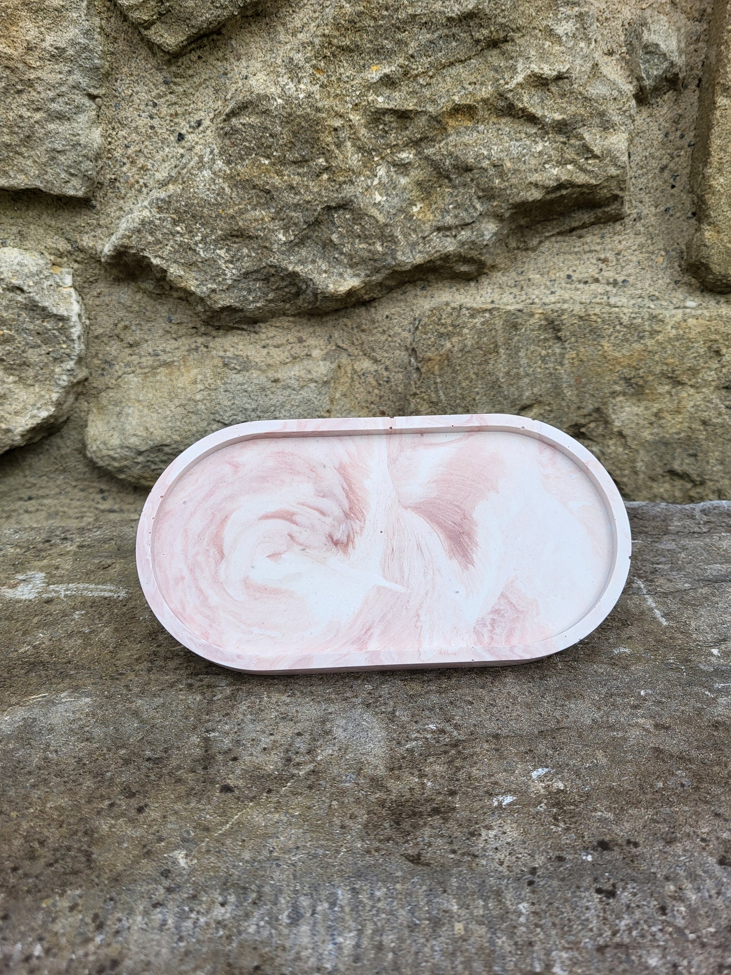 Oval tray marble